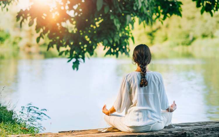 Meditation and Peace of Mind: A Simple Path to Inner Balance and Lasting Wellness