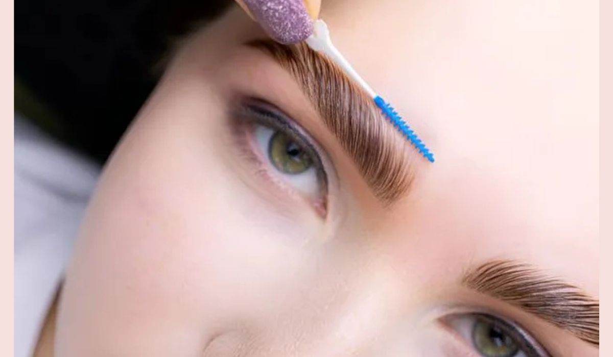 Eyebrow Maintenance Guide Between Appointments